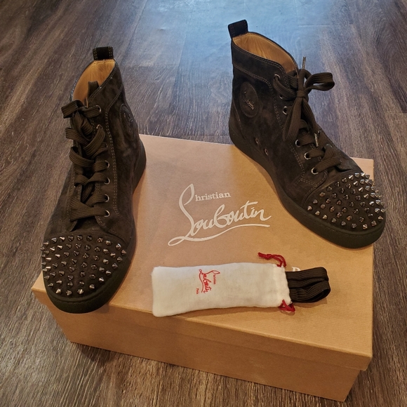 Louboutin louis spikes